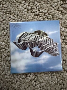Mini Brands Vinyl Commodores Brick House Uncommon Really Works Series 1